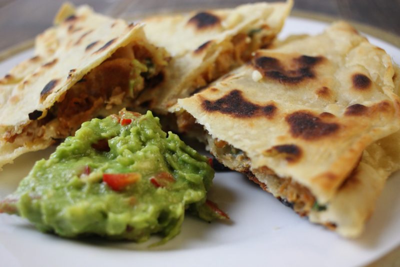 Vegetarische Quesadillas mit selbstgemachten Tortillas - brokkolibastards